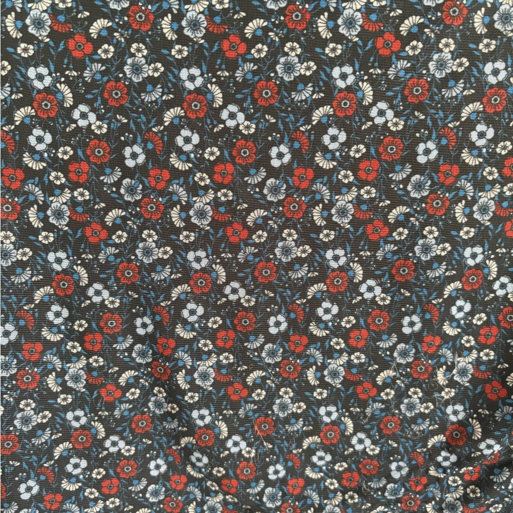 🌸 Simons Floral Patterned Sweater - Picture 2 of 6